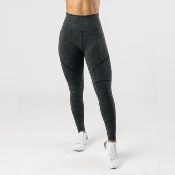 Alphalete Revival Leggings - Picture 1 of 4